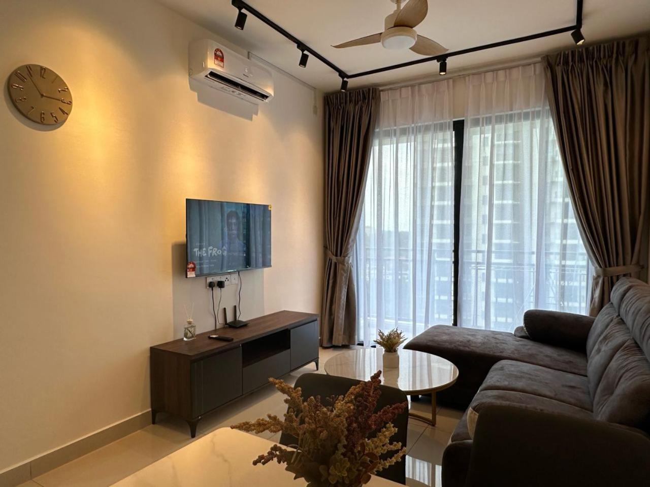 Park 2 Bedrooms Pangsapuri *