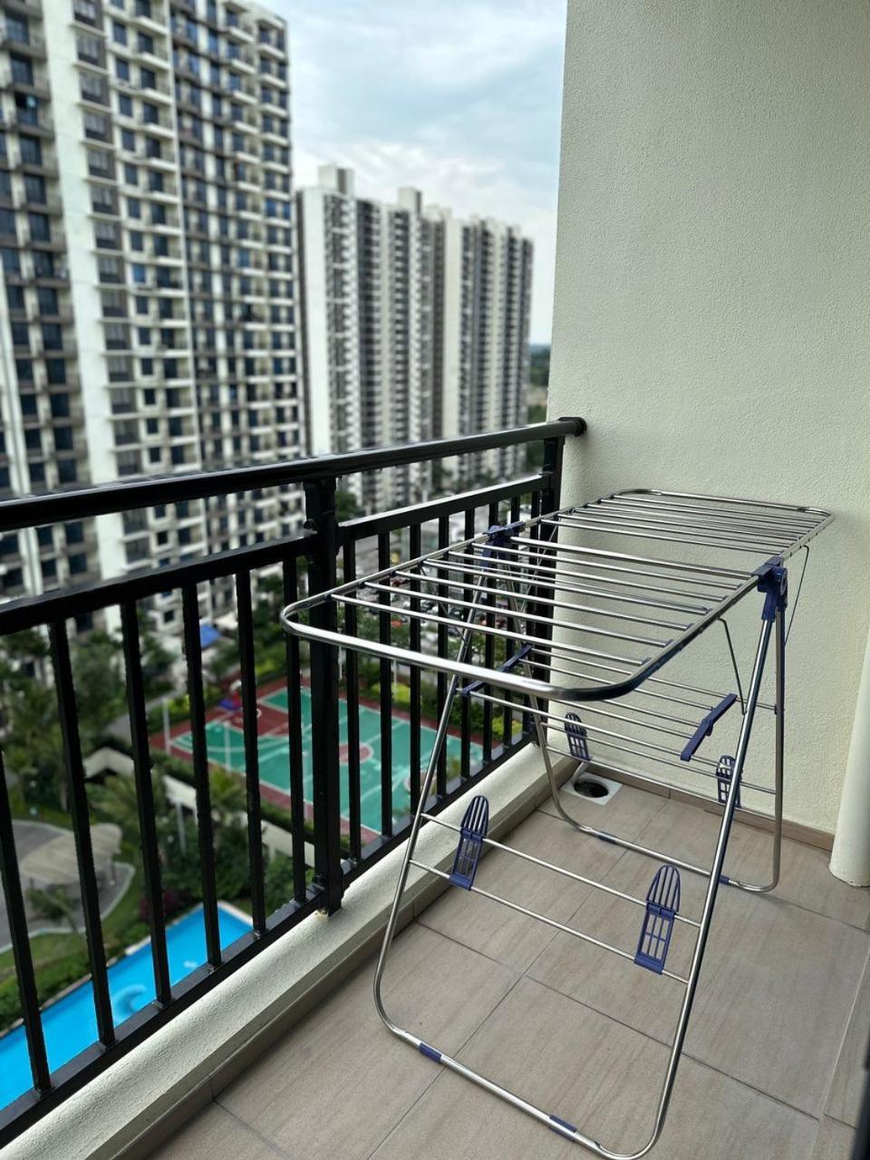 Park 2 Bedrooms *